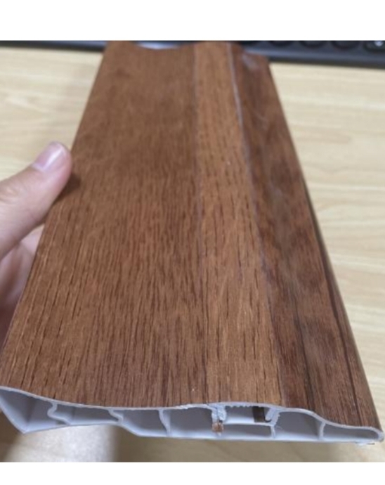 PVC skirting 1022-1